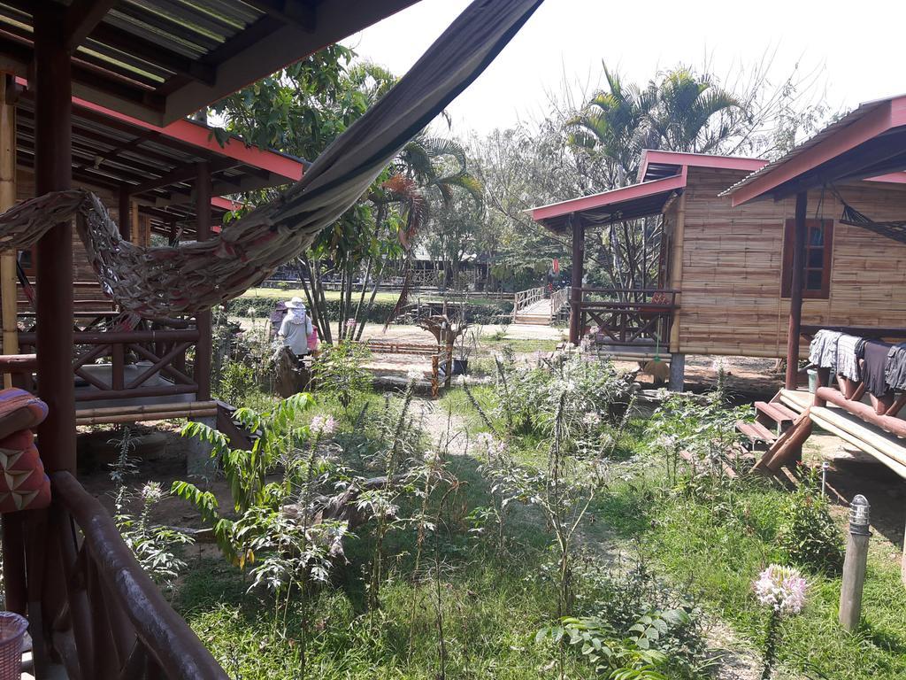 Отель Family Hut Пай Экстерьер фото