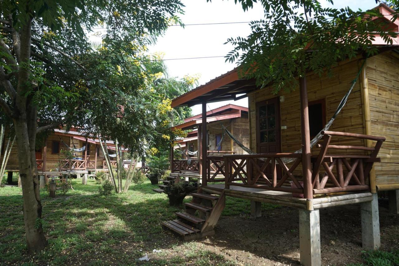 Отель Family Hut Пай Экстерьер фото